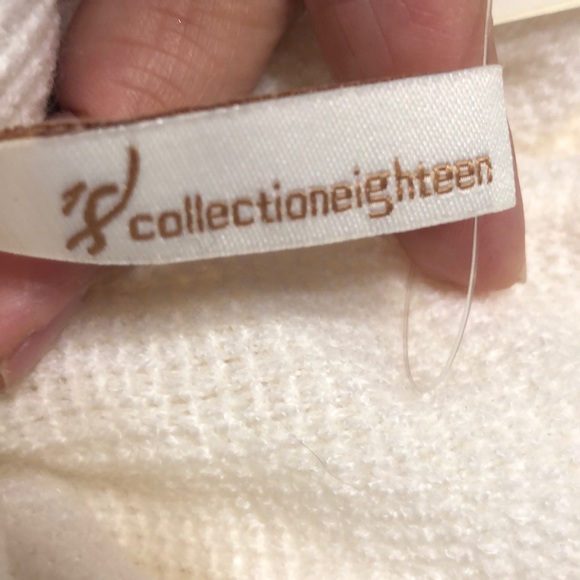 NEW Cream infinity knitted scarf. - Picture 5 of 6